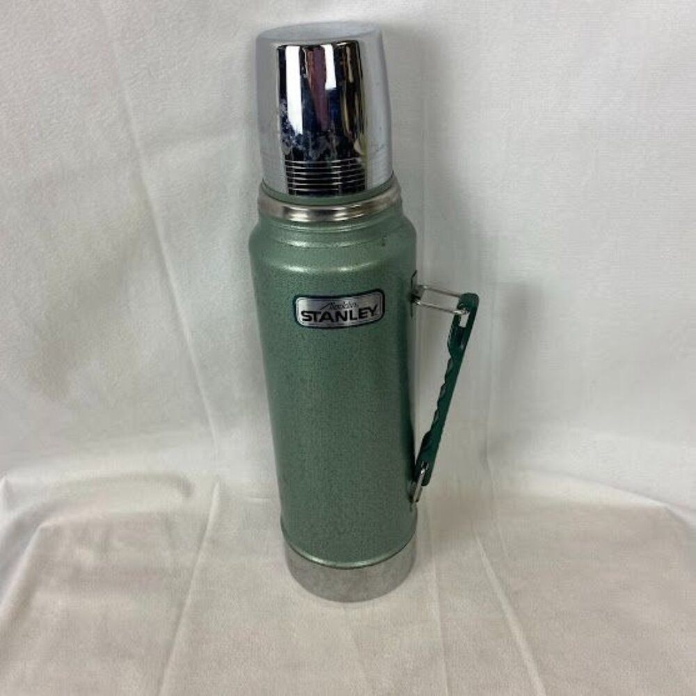 Vintage Aladdin Stanley Green Insulated‎ Thermos Removeable Cap 32oz